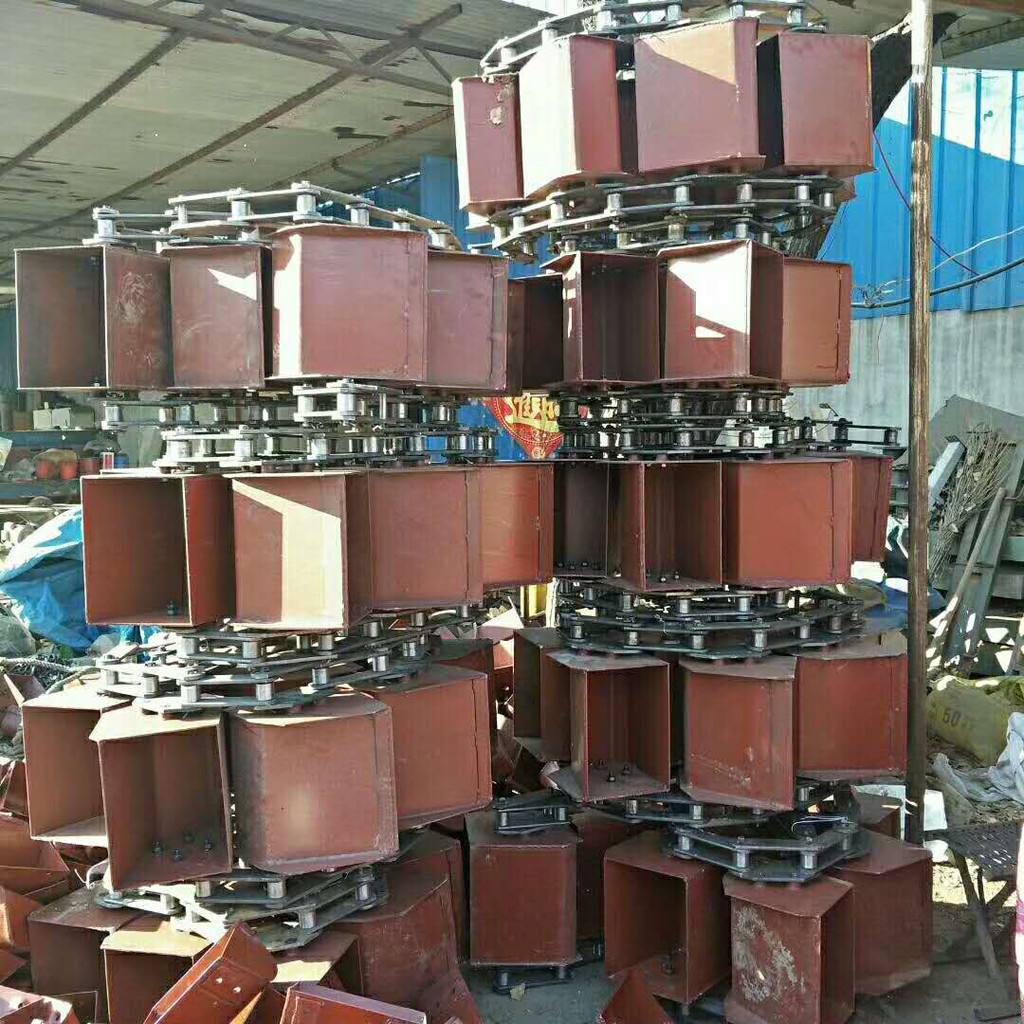 鬥提機先安鏈條還是先組裝料鬥