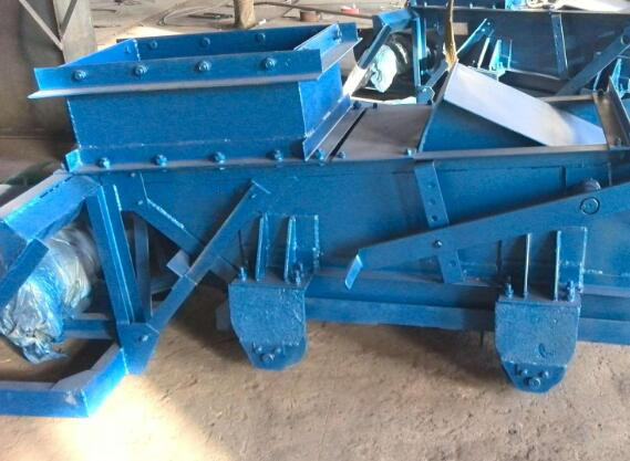 往複式給煤機的電控裝置有哪些部件？