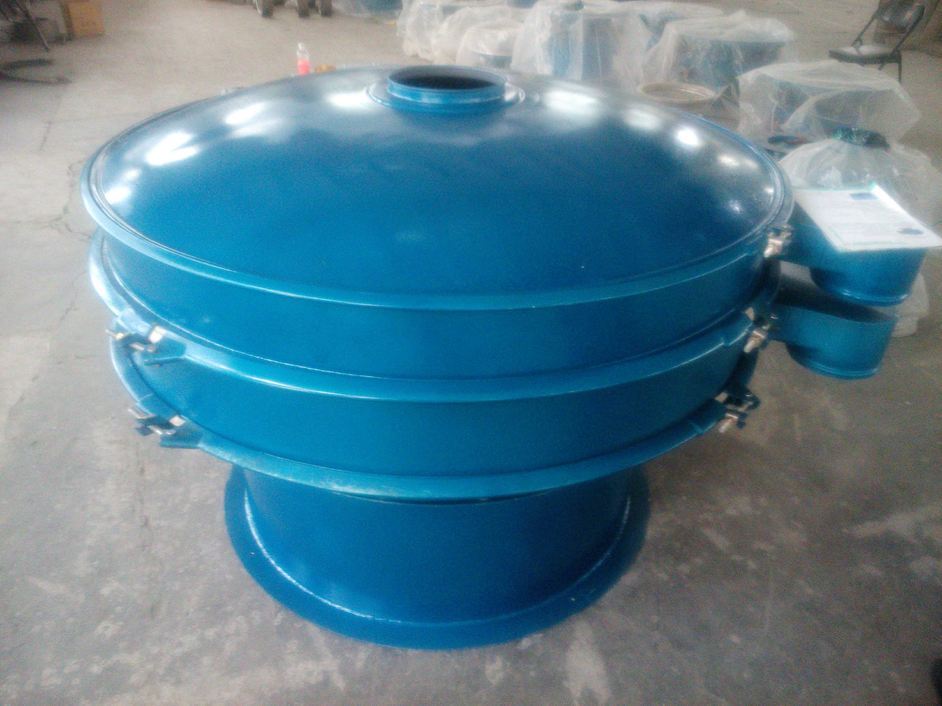 不鏽鋼振動篩在高嶺土篩分過濾中的應用(不鏽鋼製造振動篩) 不鏽鋼振動篩在高嶺土篩分過濾中的應用(不鏽鋼製造振動篩)